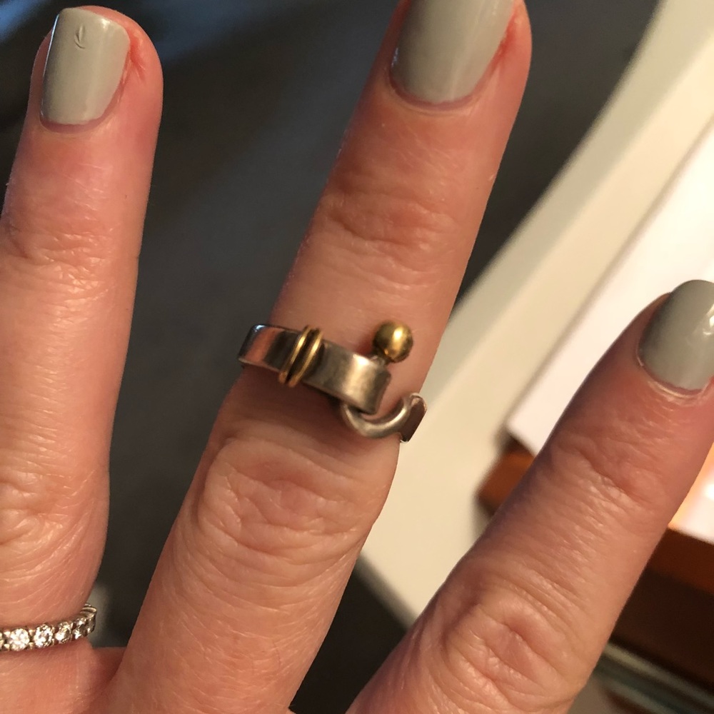 Two-Tone Hook & Eye Tiffany Ring